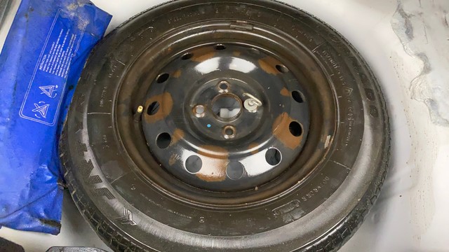 Second-hand 2014 Maruti Swift Dzire VDI for sale in Ahmedabad-30