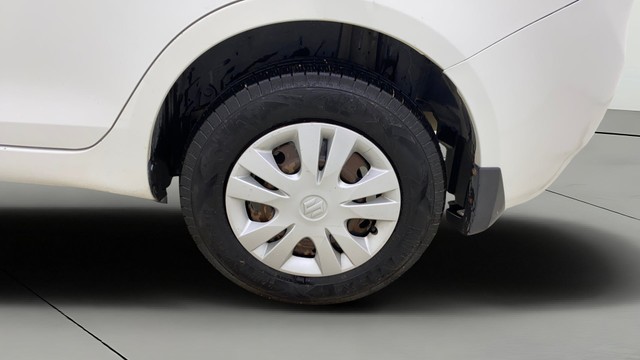 Second-hand 2014 Maruti Swift Dzire VDI for sale in Ahmedabad-28