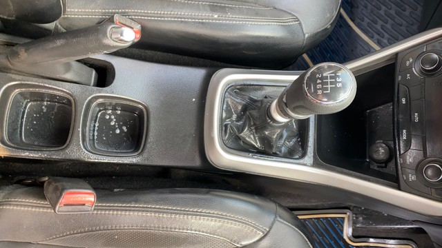 Second-hand 2016 Maruti Suzuki S Cross DDiS 320 Alpha for sale in Ahmedabad-23