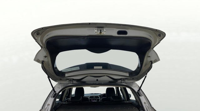 Second-hand 2016 Maruti Suzuki S Cross DDiS 320 Alpha for sale in Ahmedabad-0