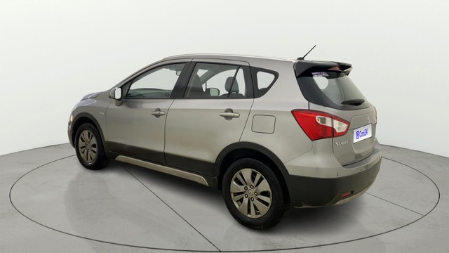 Second-hand 2016 Maruti Suzuki S Cross DDiS 320 Alpha for sale in Ahmedabad-16