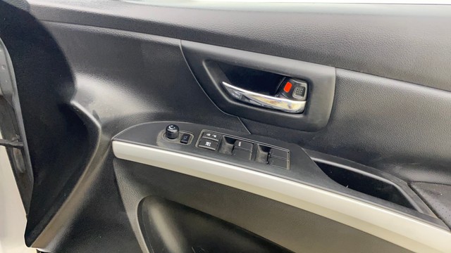 Second-hand 2016 Maruti Suzuki S Cross DDiS 320 Alpha for sale in Ahmedabad-2