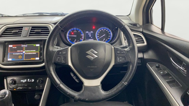 Second-hand 2016 Maruti Suzuki S Cross DDiS 320 Alpha for sale in Ahmedabad-4