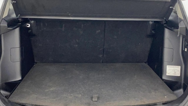 Second-hand 2016 Maruti Suzuki S Cross DDiS 320 Alpha for sale in Ahmedabad-21