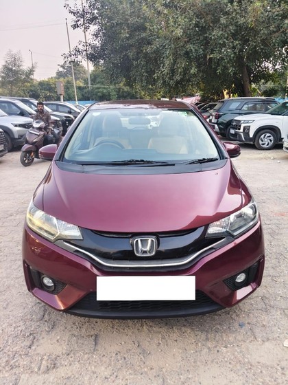 Honda Jazz V Second-hand 2018 Honda Jazz V for sale in Noida