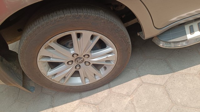 Second-hand 2019 Toyota Innova Crysta 2.8 ZX AT BSIV for sale in Coimbatore-13