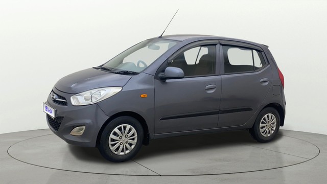 Second-hand 2015 Hyundai i10 Sportz 1.1L for sale in Hyderabad-17
