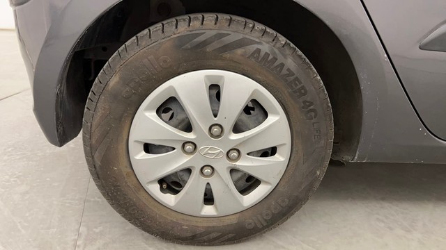 Second-hand 2012 Hyundai i10 Magna 1.1 for sale in Pune-18