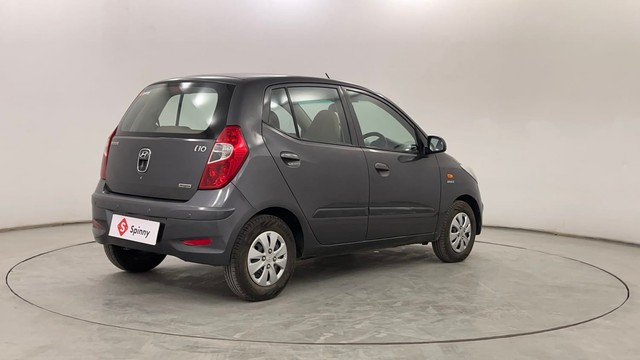 Second-hand 2012 Hyundai i10 Magna 1.1 for sale in Pune-3