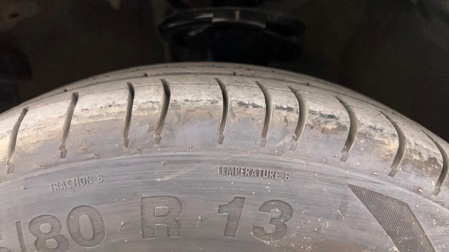 Second-hand 2012 Hyundai i10 Magna 1.1 for sale in Pune-38