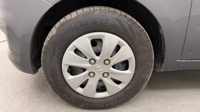 Second-hand 2012 Hyundai i10 Magna 1.1 for sale in Pune-20