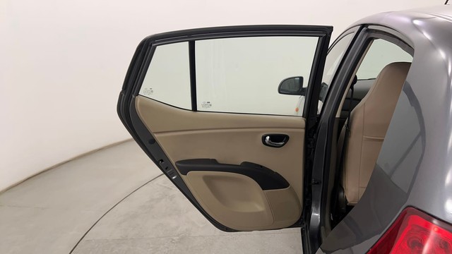 Second-hand 2012 Hyundai i10 Magna 1.1 for sale in Pune-36