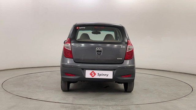 Second-hand 2012 Hyundai i10 Magna 1.1 for sale in Pune-4