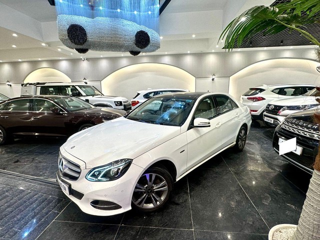 Second-hand 2016 Mercedes-Benz E-Class E 200 CGI for sale in New Delhi-3