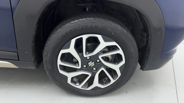 Second-hand 2023 Maruti Suzuki FRONX Alpha Turbo for sale in New Delhi-17