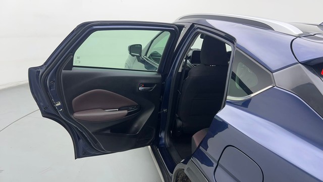 Second-hand 2023 Maruti Suzuki FRONX Alpha Turbo for sale in New Delhi-26