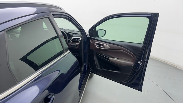 Second-hand 2023 Maruti Suzuki FRONX Alpha Turbo for sale in New Delhi-16