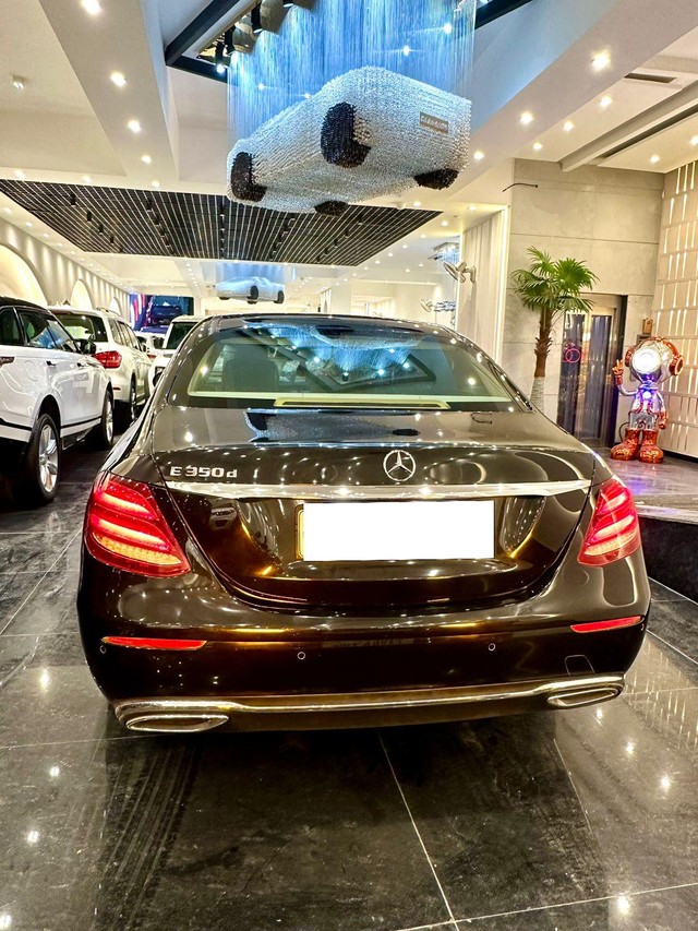 Second-hand 2017 Mercedes-Benz E-Class E 350 d BSIV for sale in New Delhi-2