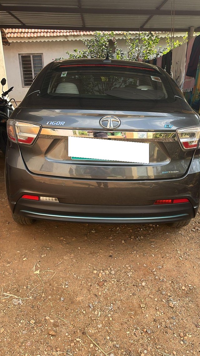Tata Tigor EV XZ Plus LUX - Photo 2