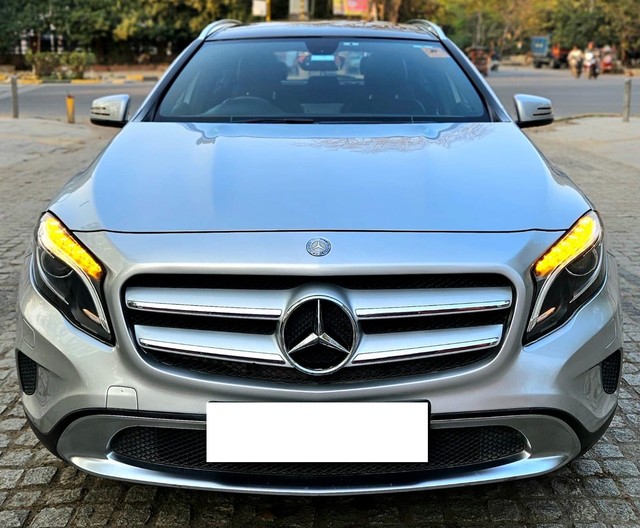 Second-hand 2015 Mercedes-Benz GLA Class 200 for sale in New Delhi-4
