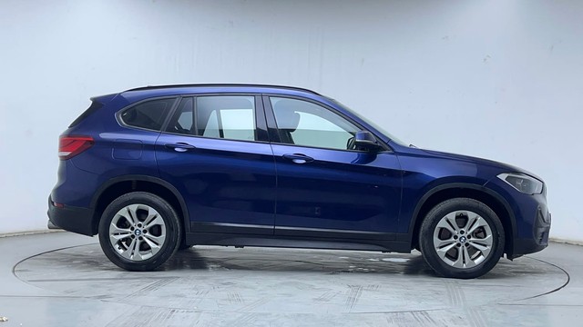 Second-hand 2020 BMW X1 sDrive20i SportX for sale in Hyderabad-2