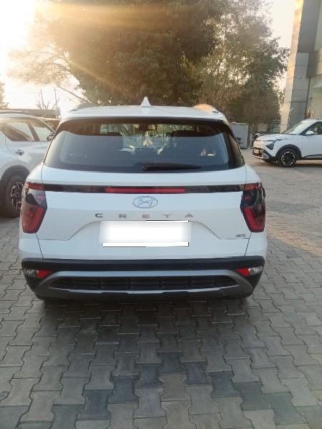 Hyundai Creta SX Second-hand 2023 Hyundai Creta SX for sale in Garhshanker-3