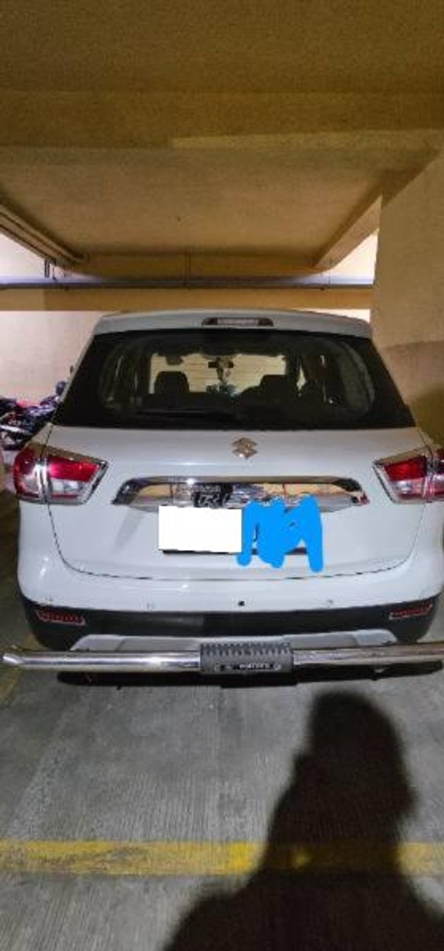 Second-hand 2018 Maruti Suzuki Vitara Brezza ZDi AMT for sale in Faizabad-1