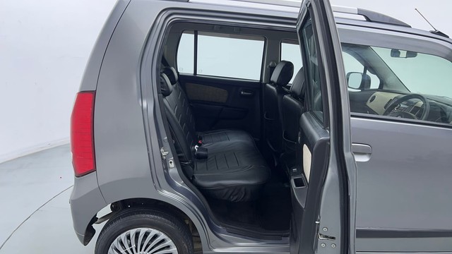 Second-hand 2017 Maruti Suzuki Wagon R VXI 1.2 for sale in Gurgaon-24