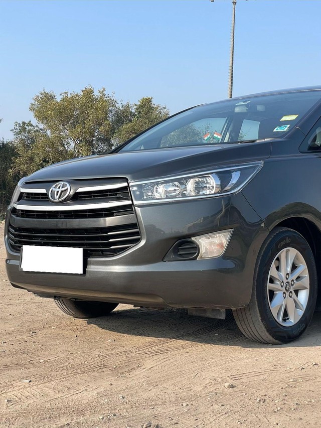 Toyota Innova Crysta 2.4 G Plus MT BSIV Second-hand 2019 Toyota Innova Crysta 2.4 G Plus MT BSIV for sale in New Delhi-8