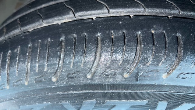 Second-hand 2022 Renault Triber RXZ for sale in Ghaziabad-39