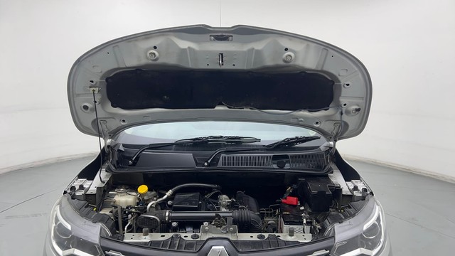 Second-hand 2022 Renault Triber RXZ for sale in Ghaziabad-8