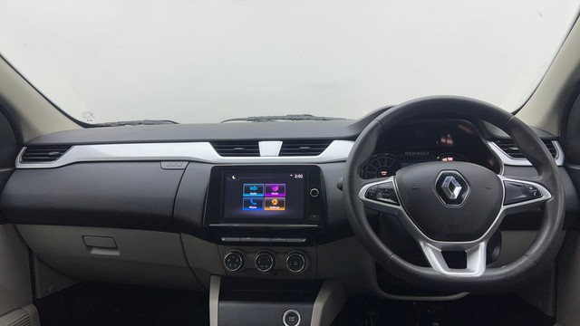 Second-hand 2022 Renault Triber RXZ for sale in Ghaziabad-11