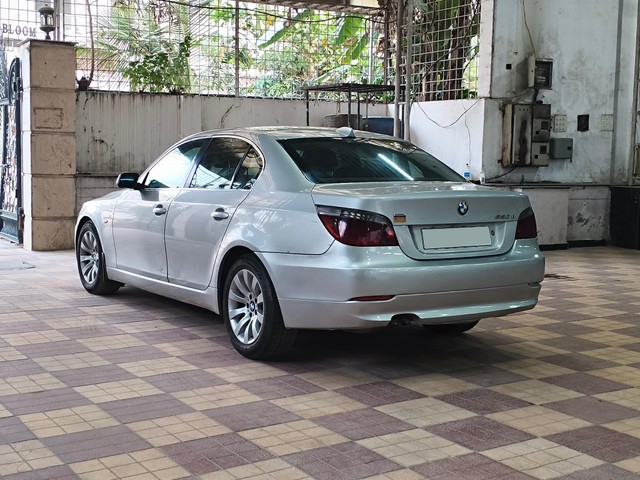 Second-hand 2009 BMW 5 Series 530d Highline for sale in Hyderabad-9