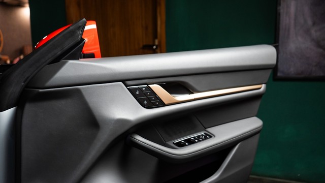 Second-hand 2024 Porsche Taycan Standard for sale in New Delhi-18