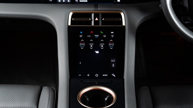 Second-hand 2024 Porsche Taycan Standard for sale in New Delhi-8