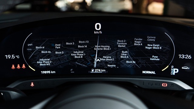 Second-hand 2024 Porsche Taycan Standard for sale in New Delhi-9