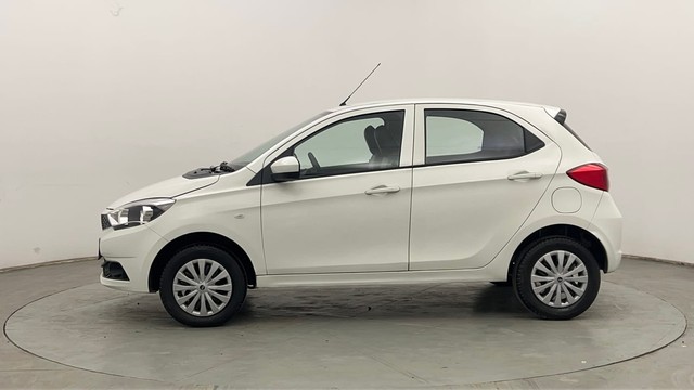 Second-hand 2019 Tata Tiago 1.2 Revotron XZ for sale in Chandigarh-6