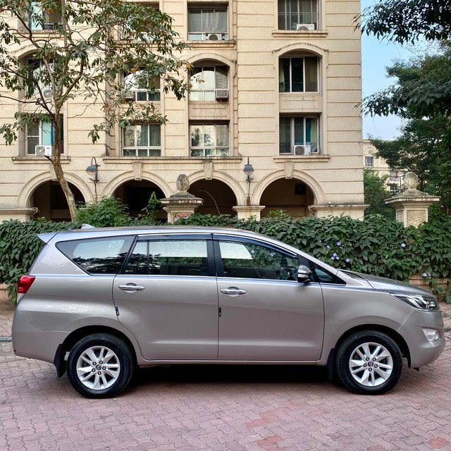 Second-hand 2016 Toyota Innova Crysta 2.4 VX MT BSIV for sale in Thane-1