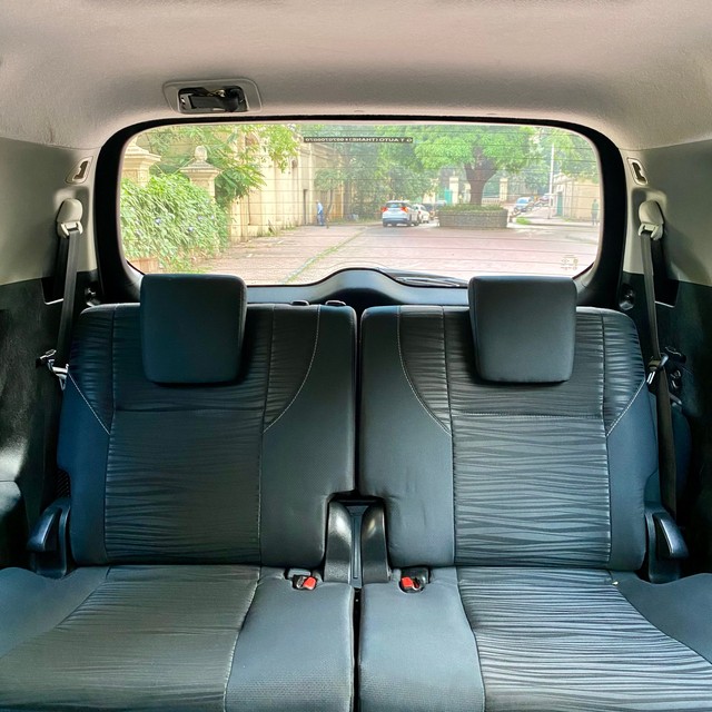 Second-hand 2016 Toyota Innova Crysta 2.4 VX MT BSIV for sale in Thane-22