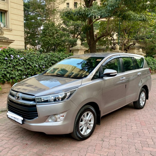 Second-hand 2016 Toyota Innova Crysta 2.4 VX MT BSIV for sale in Thane-14