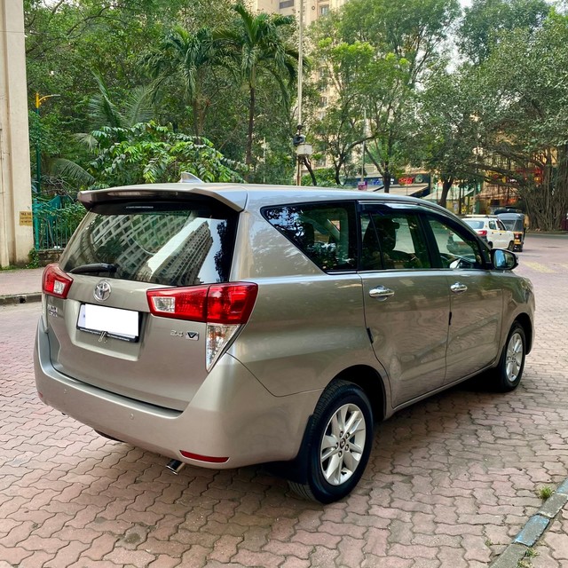 Second-hand 2016 Toyota Innova Crysta 2.4 VX MT BSIV for sale in Thane-10