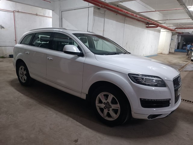 Audi Q7 3.0 TDI quattro Second-hand 2011 Audi Q7 3.0 TDI quattro for sale in Mumbai-11