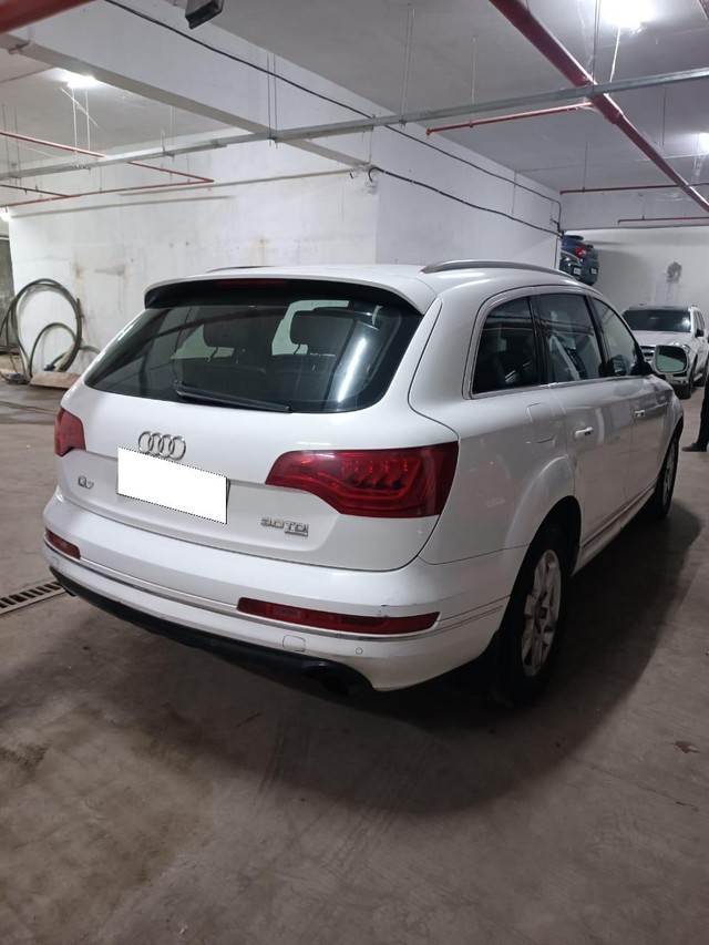 Audi Q7 3.0 TDI quattro Second-hand 2011 Audi Q7 3.0 TDI quattro for sale in Mumbai-8