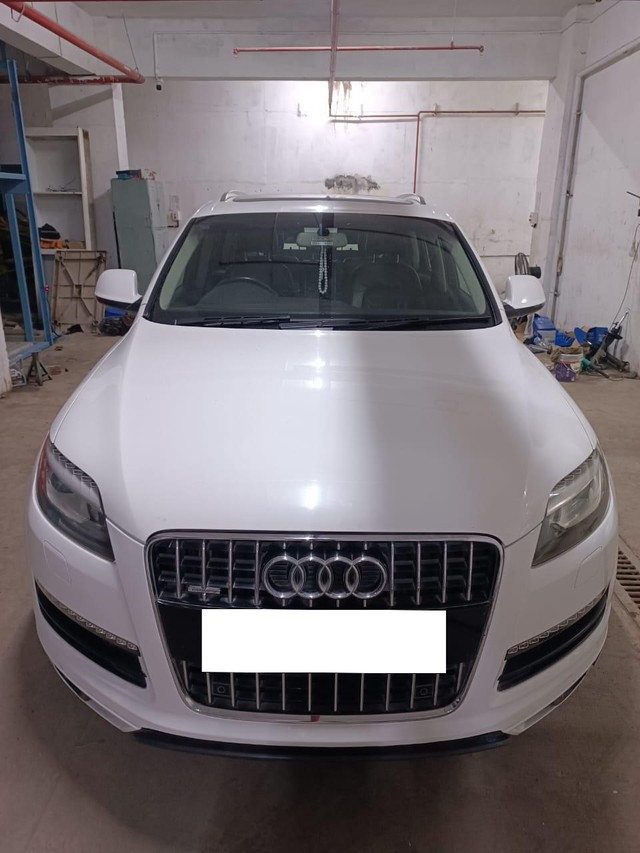 Audi Q7 3.0 TDI quattro Second-hand 2011 Audi Q7 3.0 TDI quattro for sale in Mumbai-3