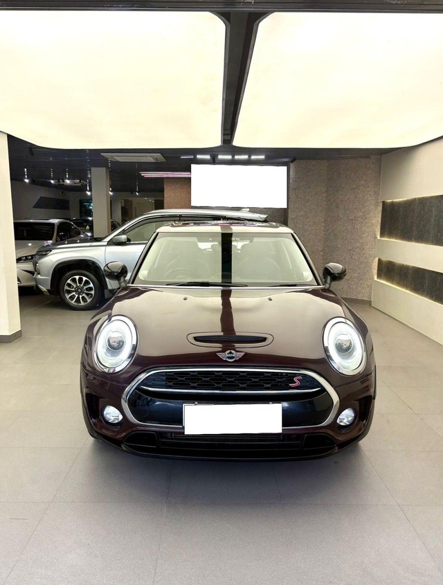 Second-hand 2017 Mini Cooper Clubman Cooper S for sale in New Delhi-5