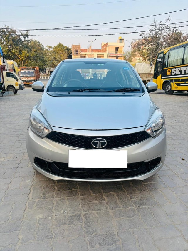 Second-hand 2016 Tata Tiago 1.05 Revotorq XE for sale in Lucknow-4