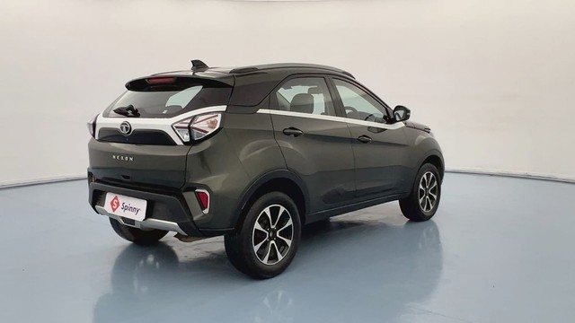 Second-hand 2021 Tata Nexon XZA Plus (O) AMT Diesel for sale in Lucknow-3