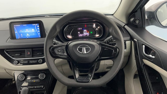 Second-hand 2021 Tata Nexon XZA Plus (O) AMT Diesel for sale in Lucknow-31
