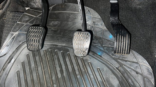 Second-hand 2024 Tata Altroz XZ Plus Dark Edition Diesel for sale in Lucknow-14