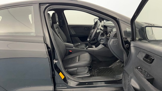 Second-hand 2024 Tata Altroz XZ Plus Dark Edition Diesel for sale in Lucknow-15